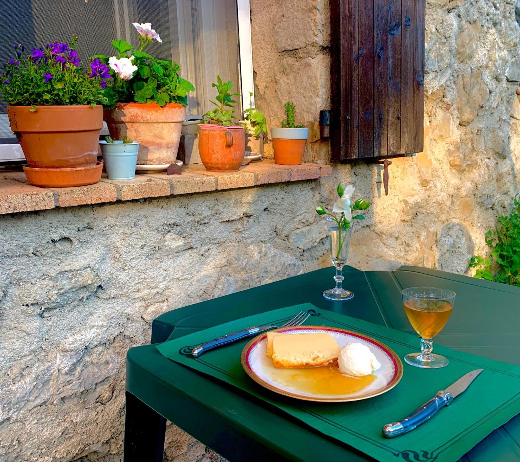 Auberge Lou Jas Soleilhas ภายนอก รูปภาพ